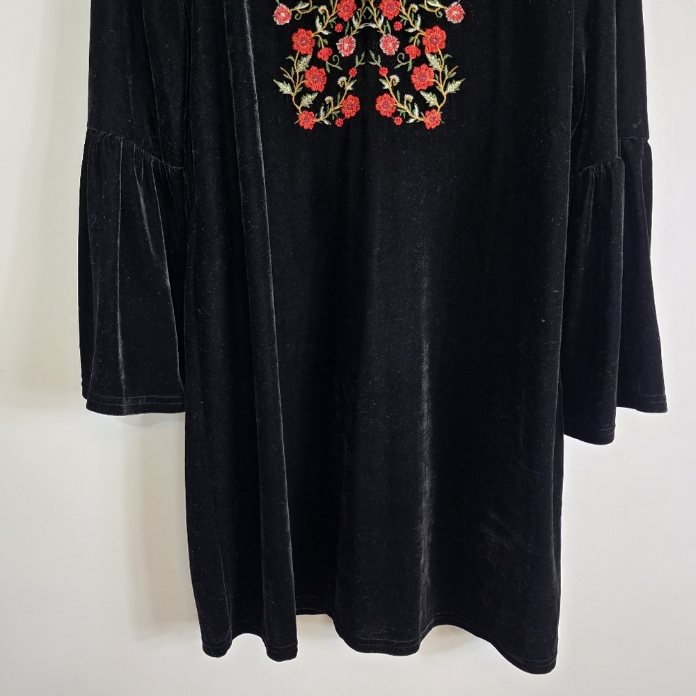 Solitaire Bohemian Boho Embroidered Floral Velvet V Neck Dress Sz Large - Picture 5 of 9